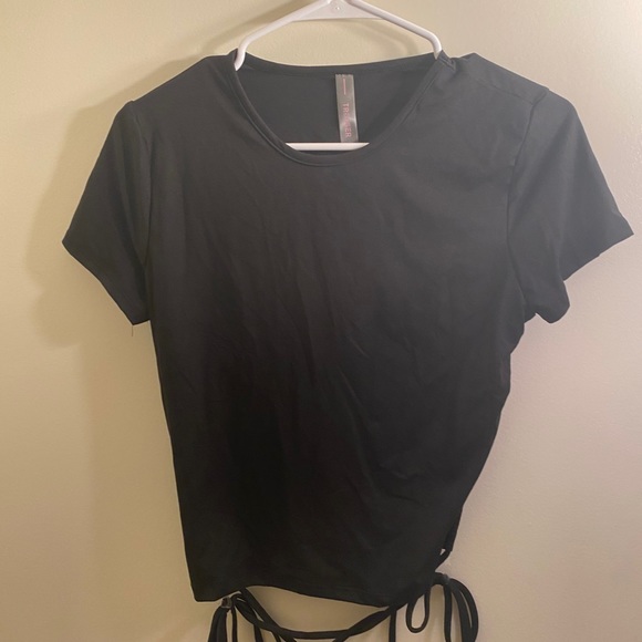 Backless wrap top - Picture 3 of 4